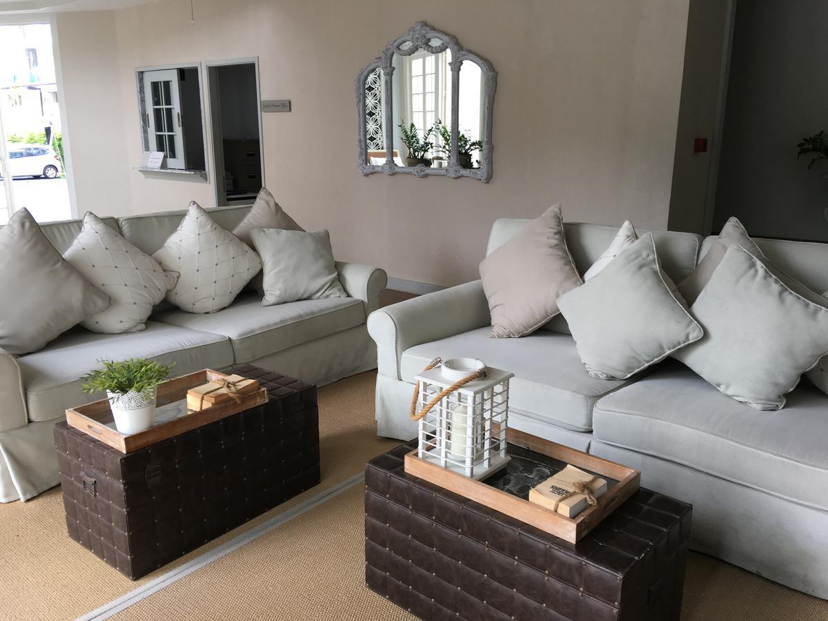 Summer Huahin712,side Sea View,near Beach&cicada,beautiful Swimming Pool Apartment HHQ