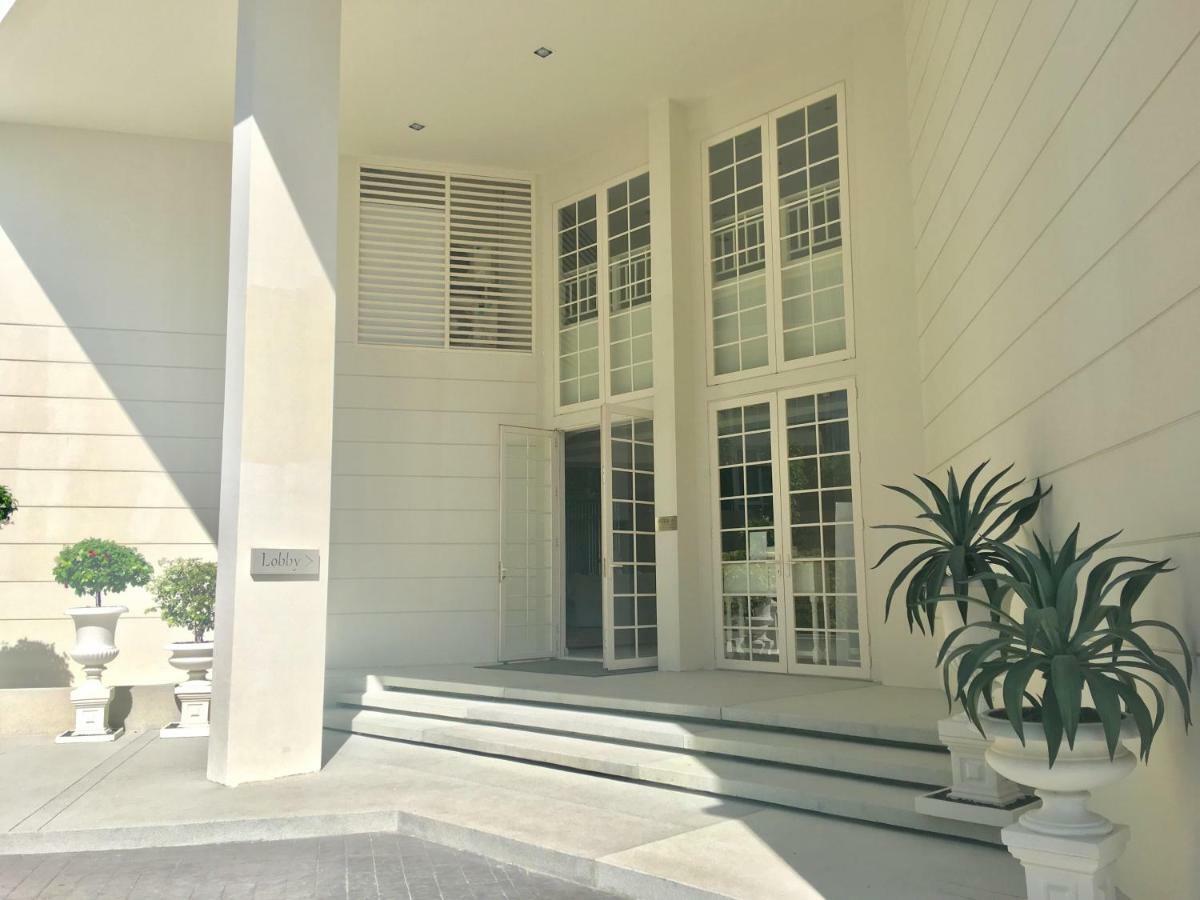 Apartment Summer Huahin712,side Sea View,near Beach&cicada,beautiful Swimming Pool HHQ